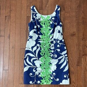 Lilly Pulitzer Blue and White Sheath Dress with Scoop Neck